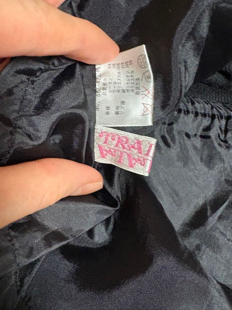 TRALALA フレアスカート　黒ピンクチェック柄