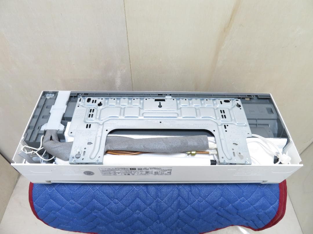 日立 2021年製 白くまくん ルームエアコン 2.2kW ～9畳 主に6畳用