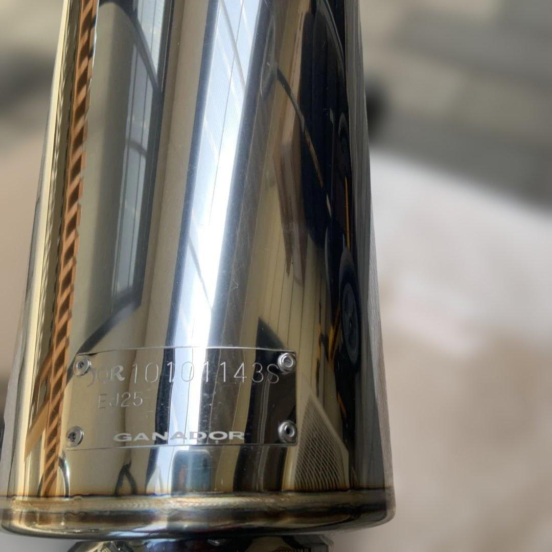 ガナドールマフラー