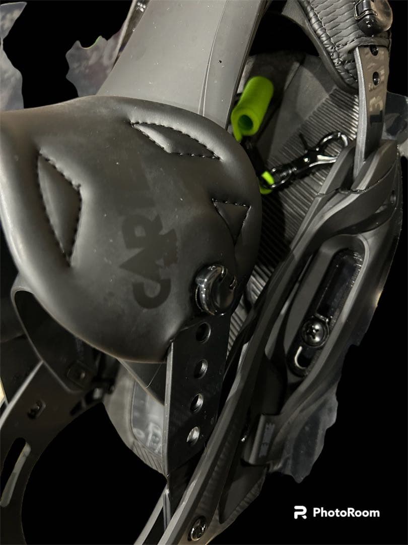 BURTON×BURTONカーテル　高級　チャンス こやま