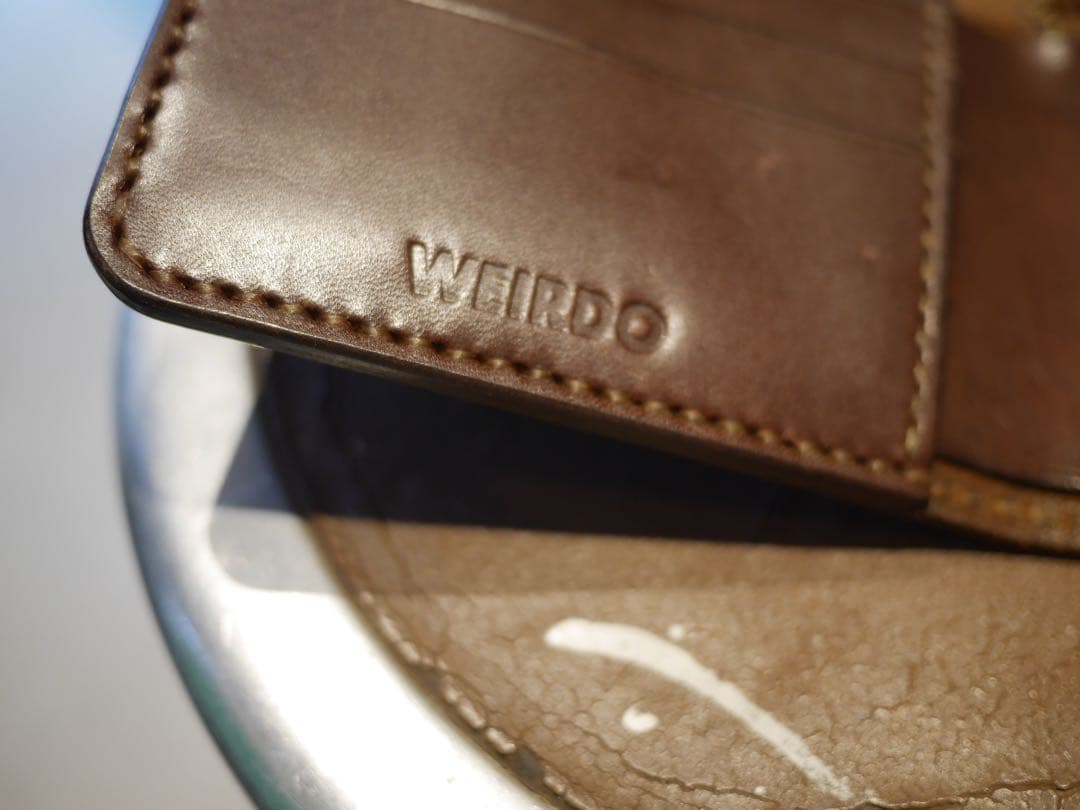 WEIRDOウィアード レザーハーフウォレット　DEVIL