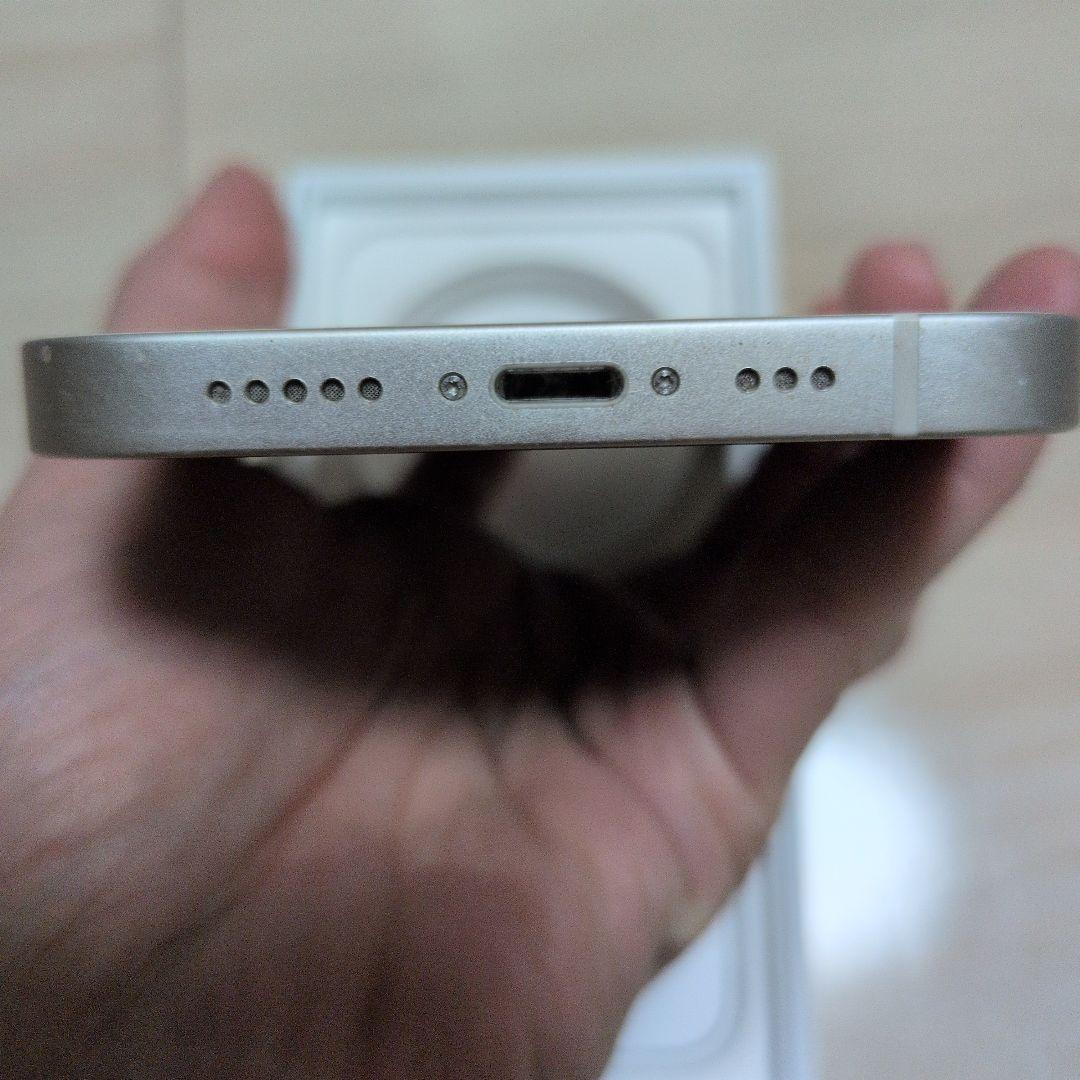 iPhone 13　本体256GB　バッテリー最大容量83%