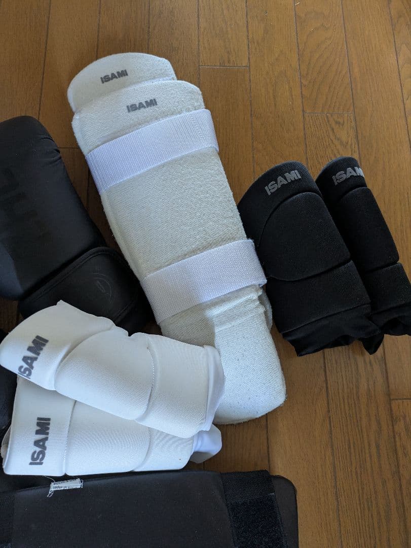 ボクシンググローブとサポーターセット