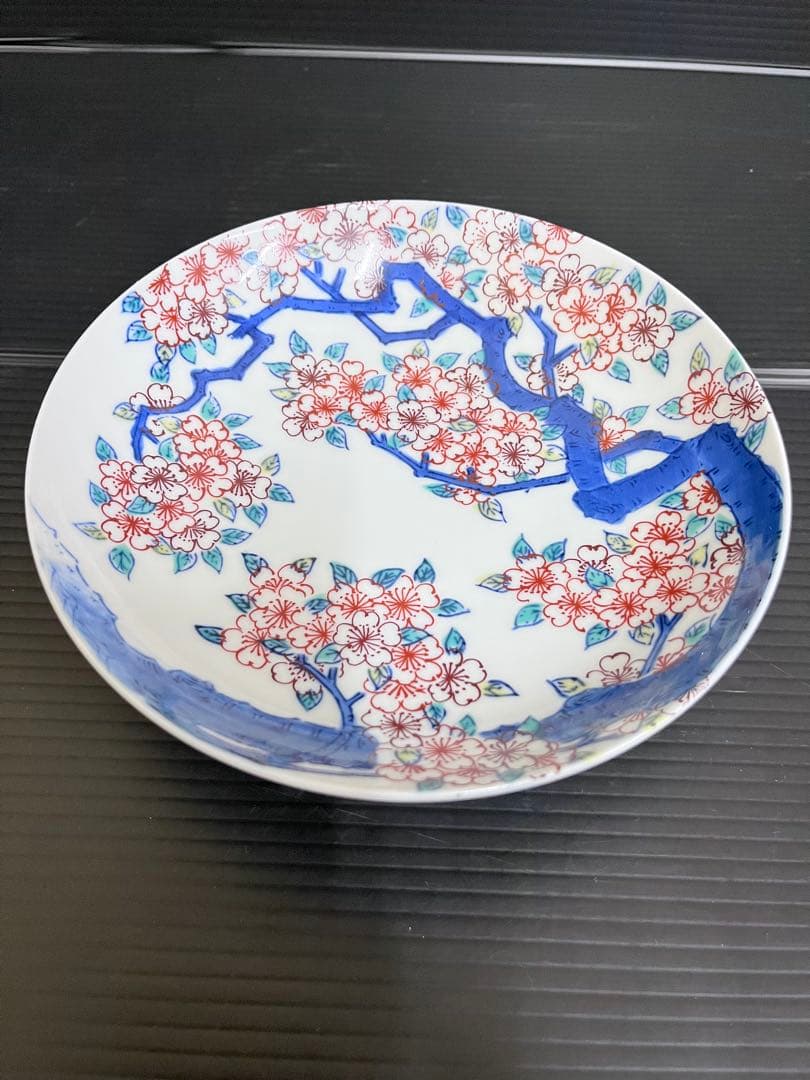 E662 色鍋島高台皿揃 船津彩雲 鍋島焼 桜文 共箱付き