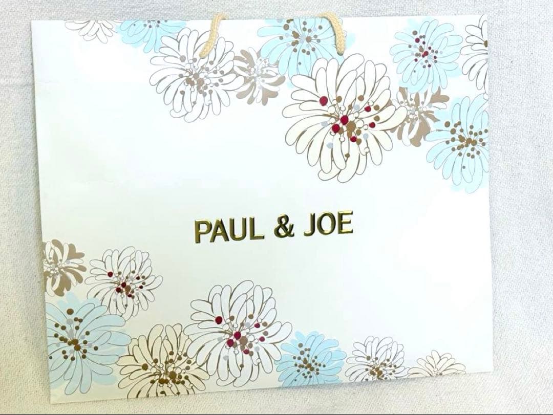 ポール&ジョー 新品未開封クリスマスコフレ メイクアップコレクション2021