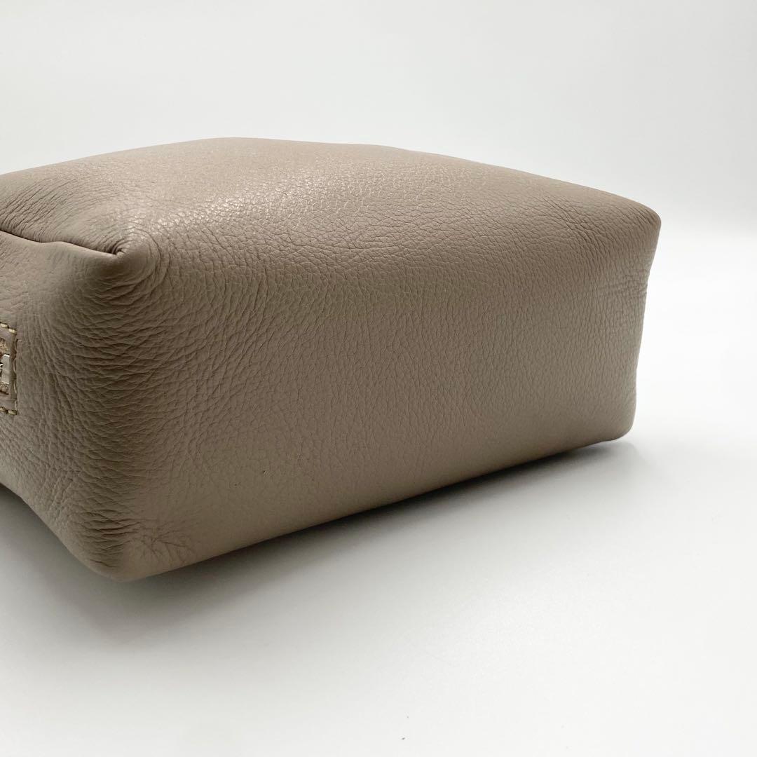 マザーハウス　ソラ　2ウェイショルダーバッグ　レザー　ベージュ　Mサイズ