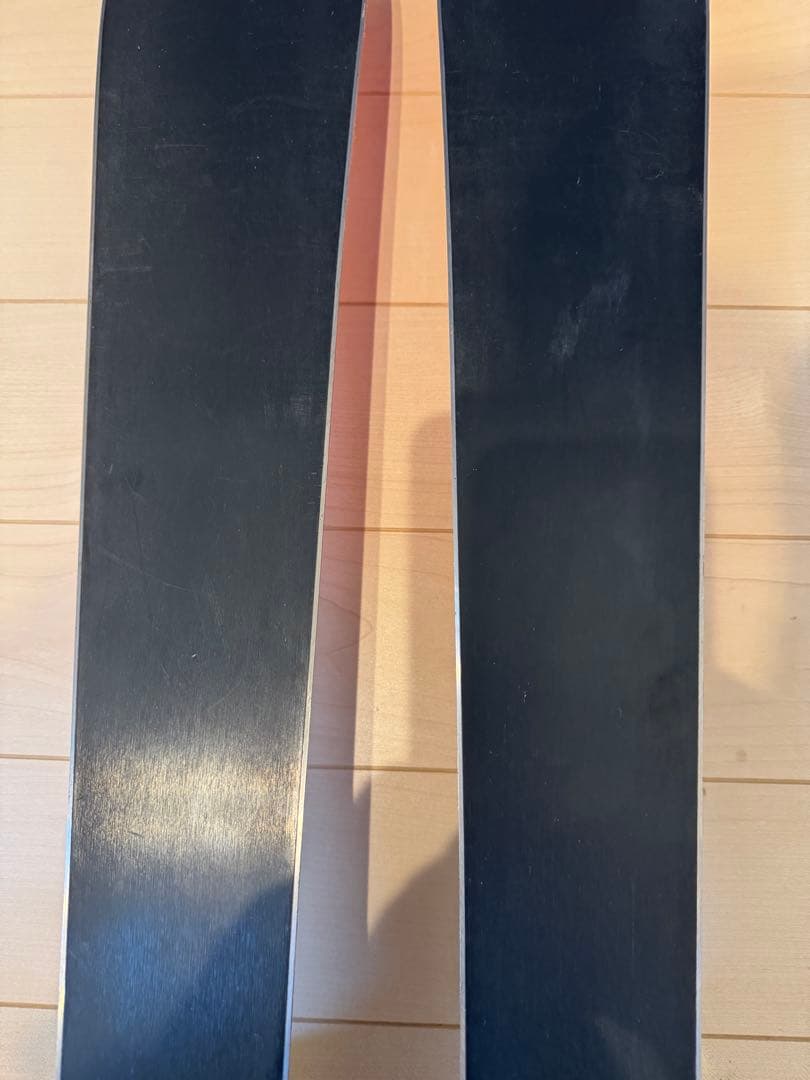 ATOMIC VANTAGE 130 ジュニアスキー板ケース付き