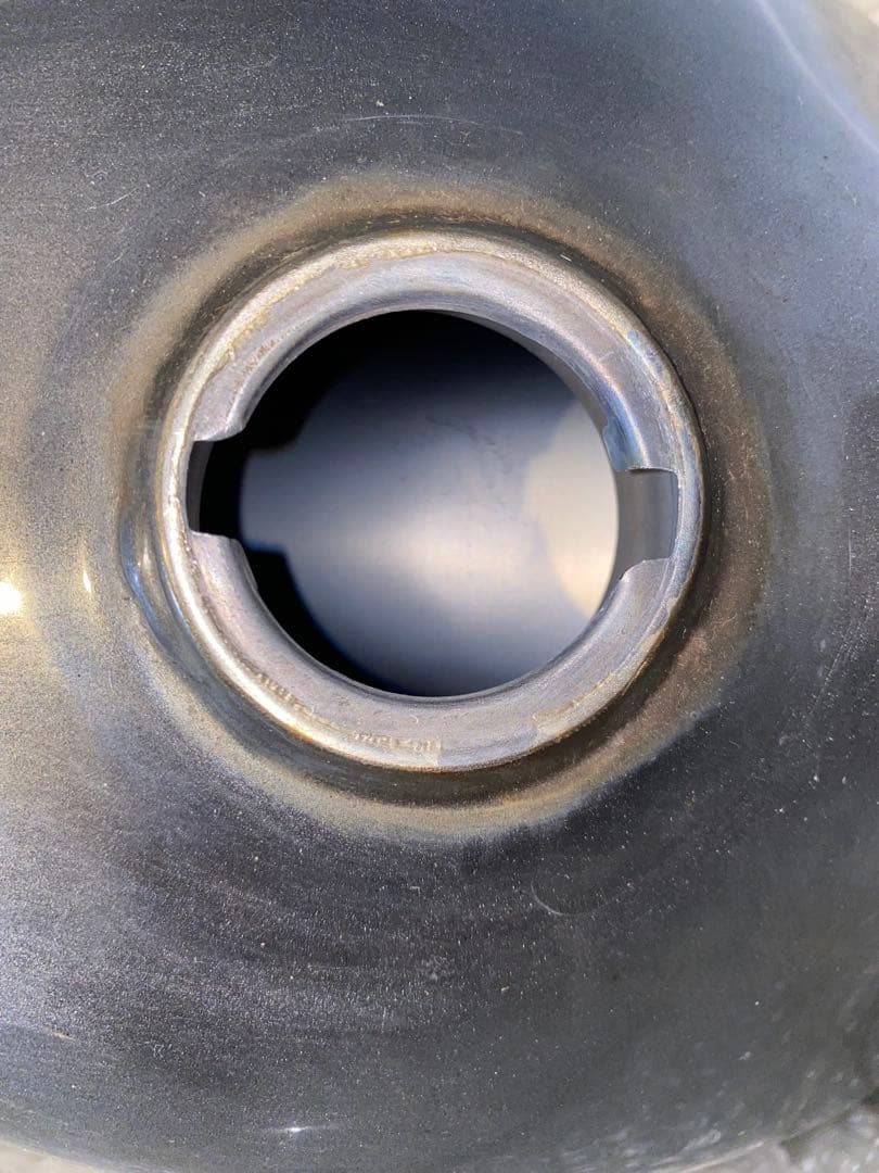 ホンダ 純正 タンク FTR223 アルミタンク風カスタムがカッコいい