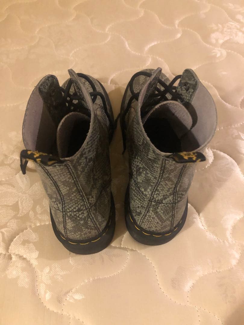 Dr.martens パイソン柄8ホール