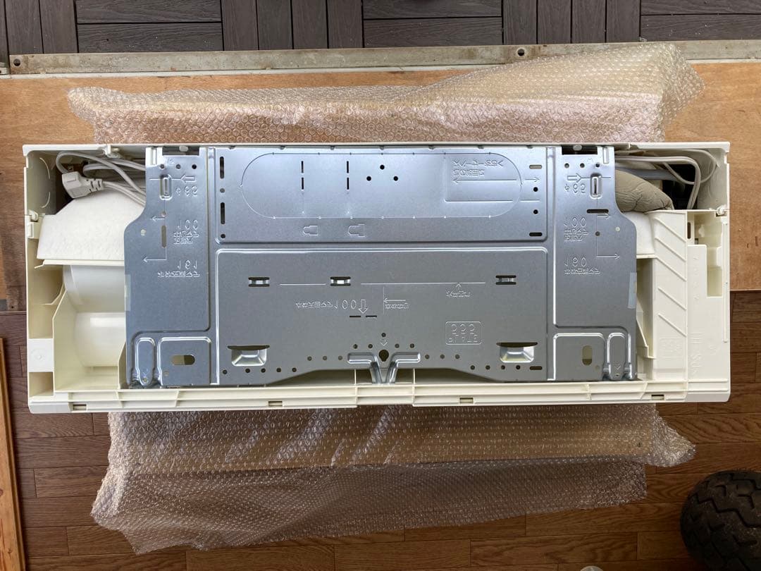 エアコン霧ヶ峰 6畳エアコン本体　室外機セット