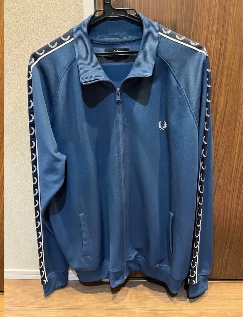 美品　フレッドペリー トラックジャケット XLサイズ ミッドナイトブルー