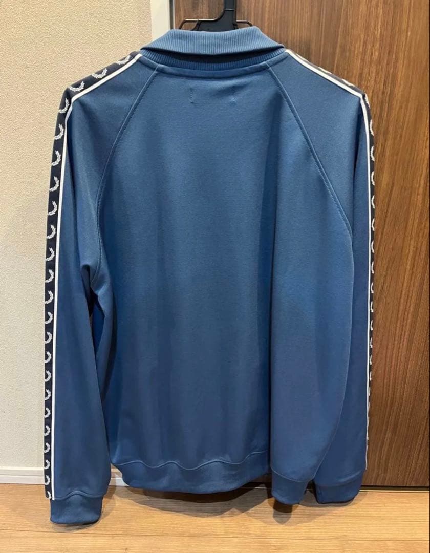 美品　フレッドペリー トラックジャケット XLサイズ ミッドナイトブルー
