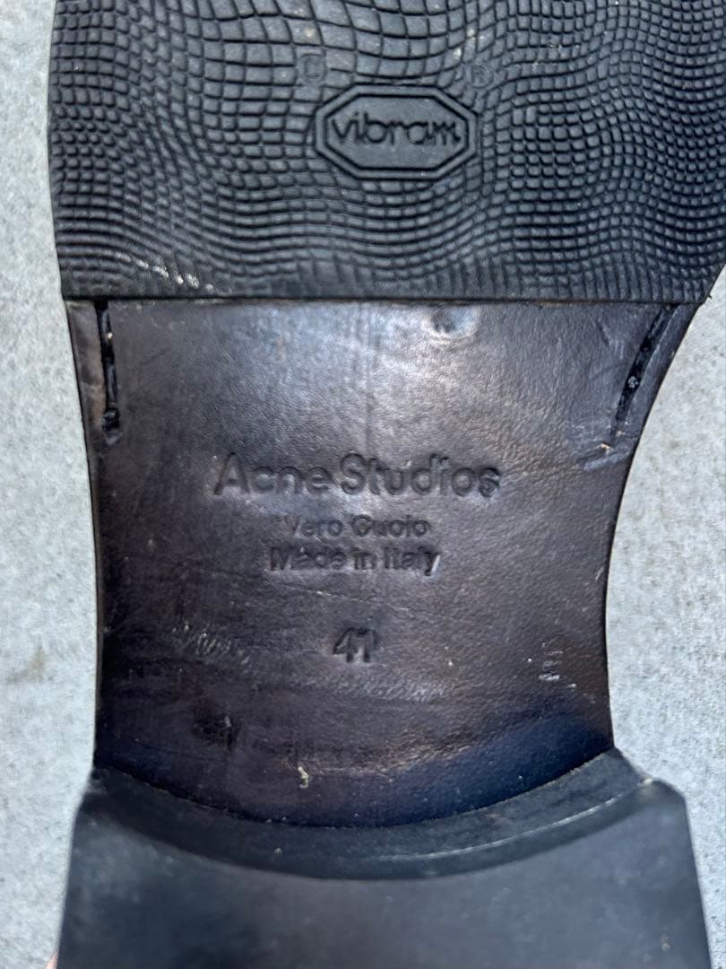 靴 Acne Studios Black Leather Loafers 41