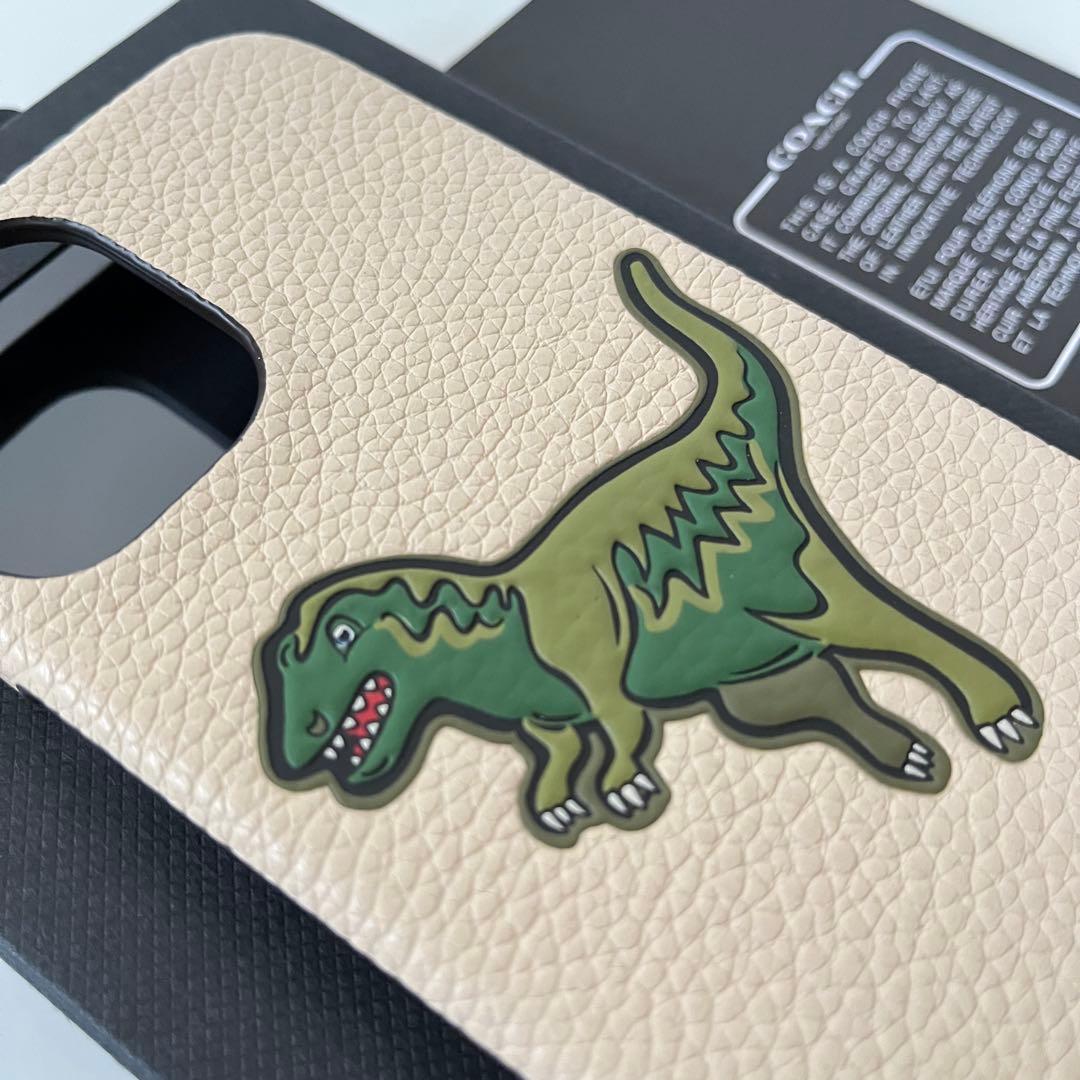 コーチ☆新品☆COACH レキシー iPhone16 pro ケース/レザー