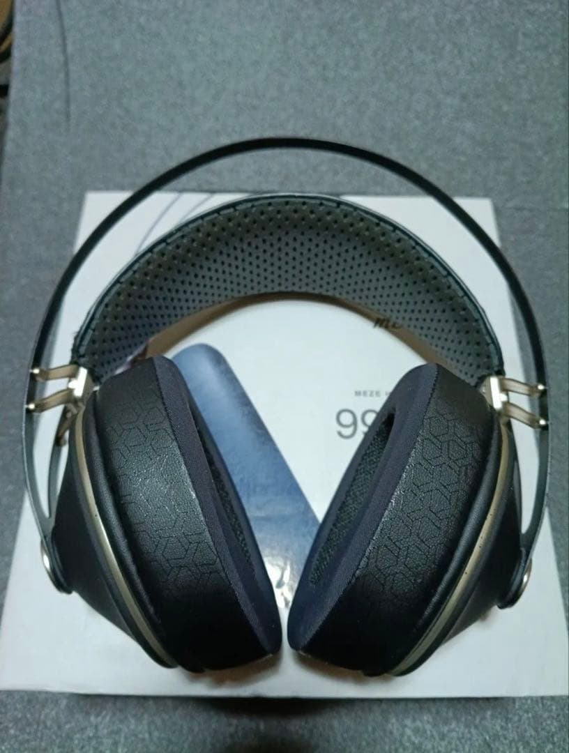 ヘッドホン Meze audio 99 NEO