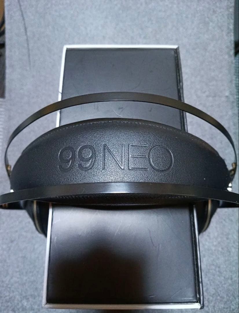 ヘッドホン Meze audio 99 NEO