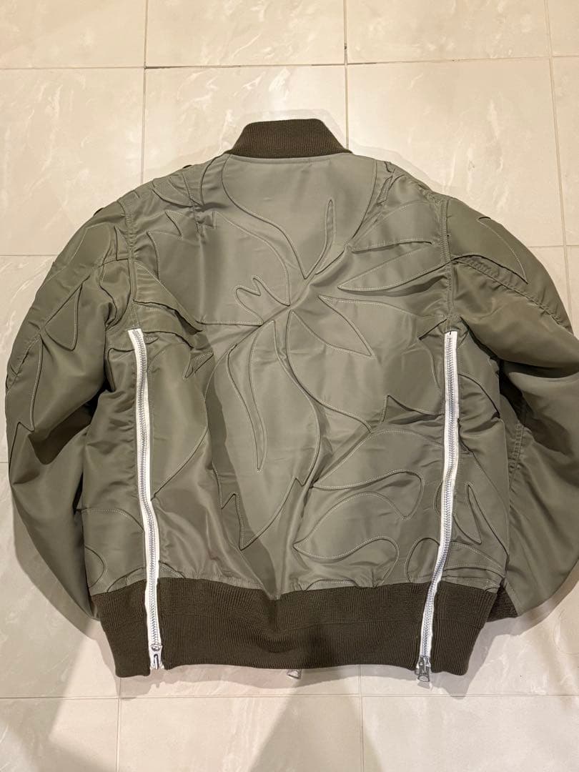 KUU様sacai サカイ　刺繍入りツイル ボンバー ジャケット