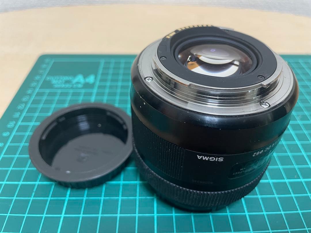 シグマ　SIGMA 30mm F1.4 (キャノン用)