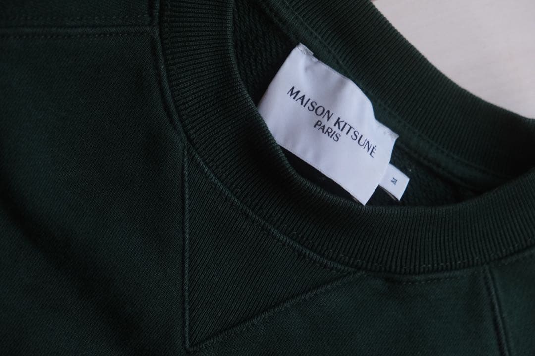 MAISON KITSUNE　ピースワッペン　スウェット