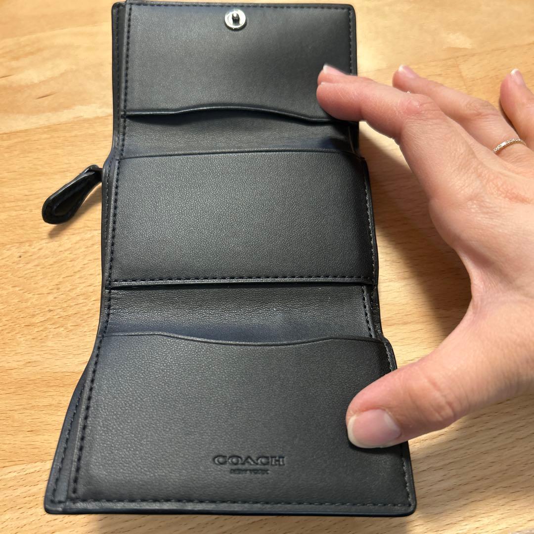 COACH アウトレットブラック 三つ折り財布