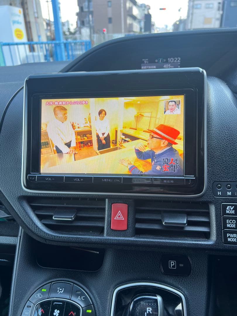 トヨタ純正カーナビ　NSZT-Y64T 9インチ