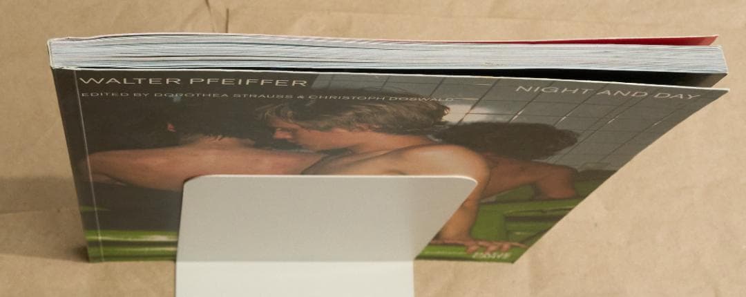 アート・デザイン・音楽 WALTER PFEIFFER \"NIGHT AND DAY\"