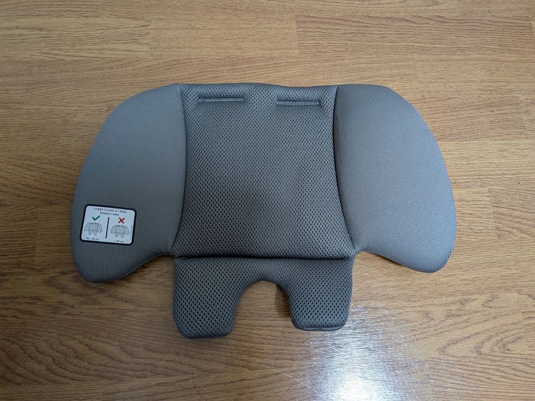 Cybex Cloud G i-Size ベビーシート Base G