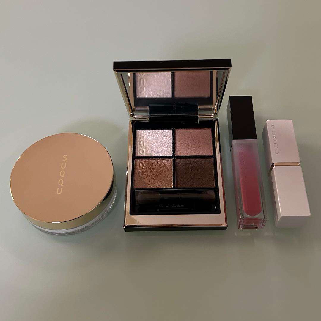 SUQQU シグニチャーカラーアイズ15 モイスチャーグレイズリップスティック