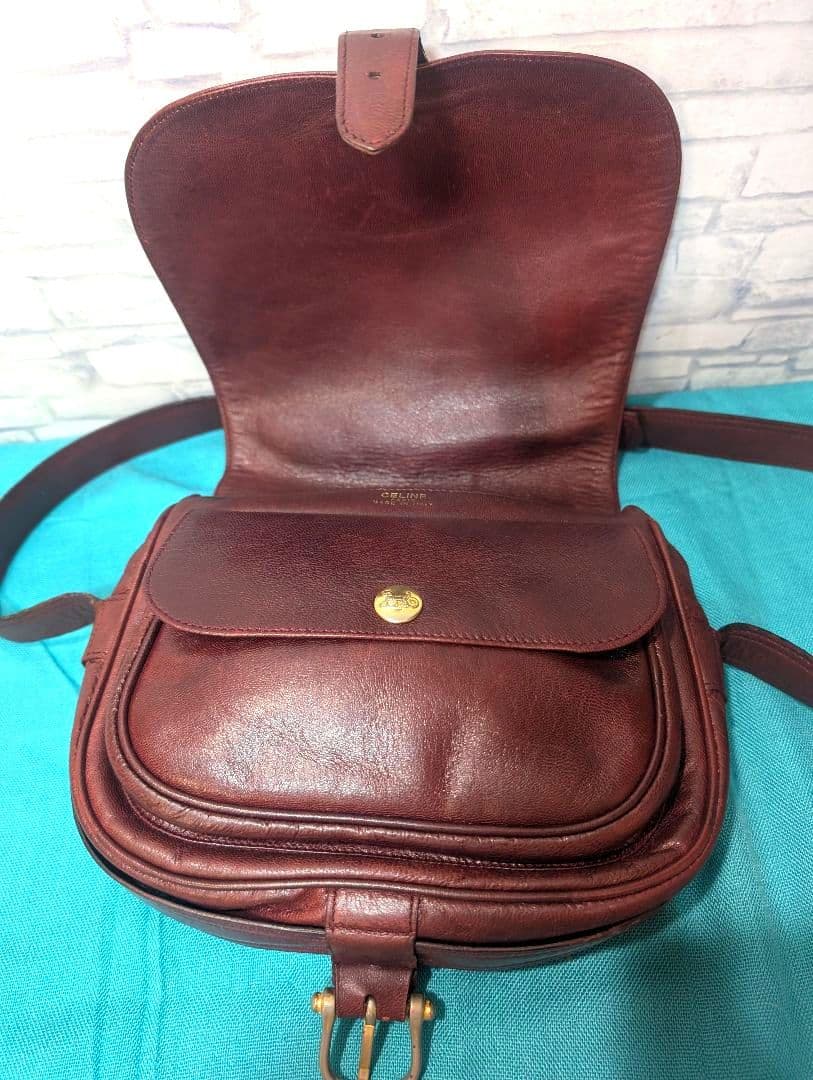 美品♥セリーヌ ショルダーバッグ トリオンフ レザー ヴィンテージ CELINE