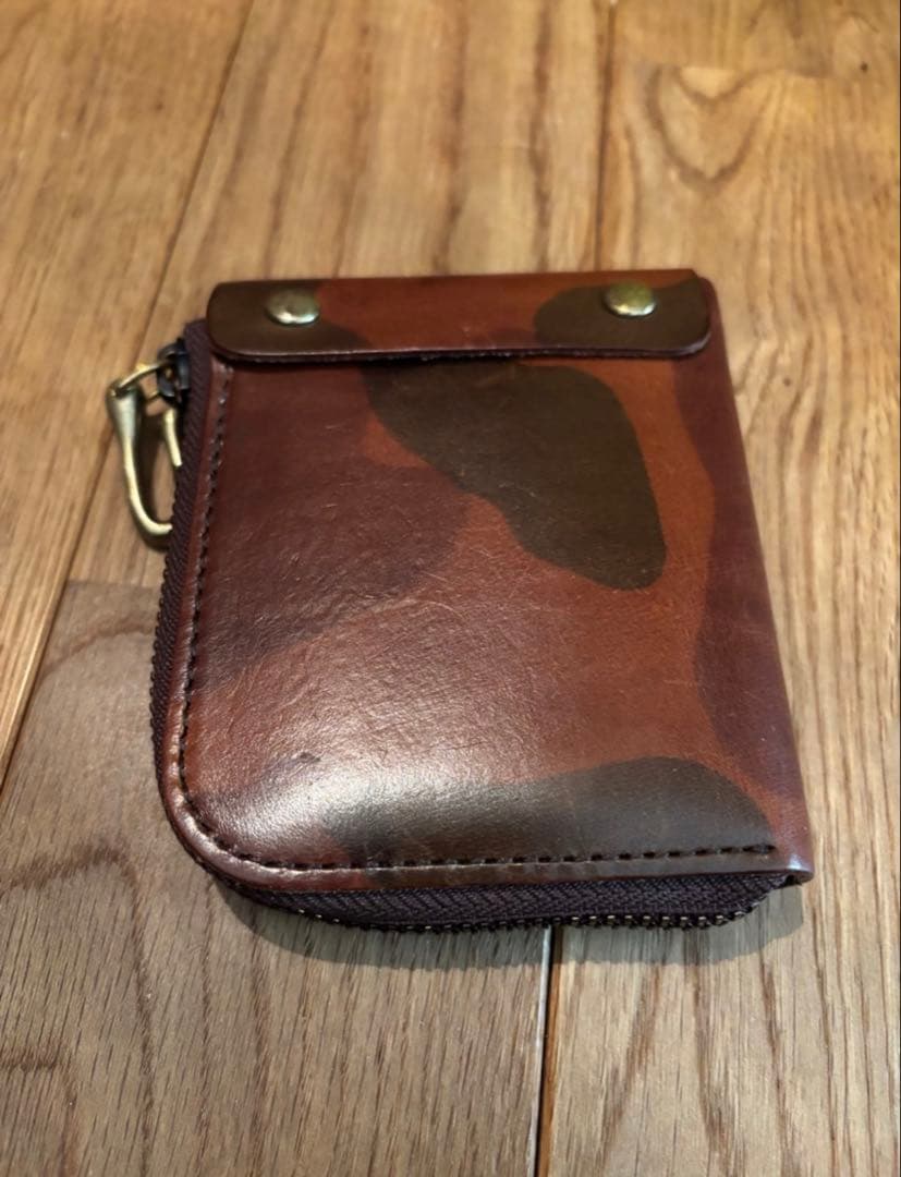 BEERBELLY レザー迷彩二つ折り財布