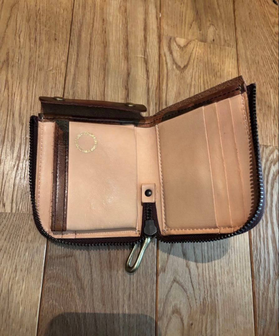BEERBELLY レザー迷彩二つ折り財布