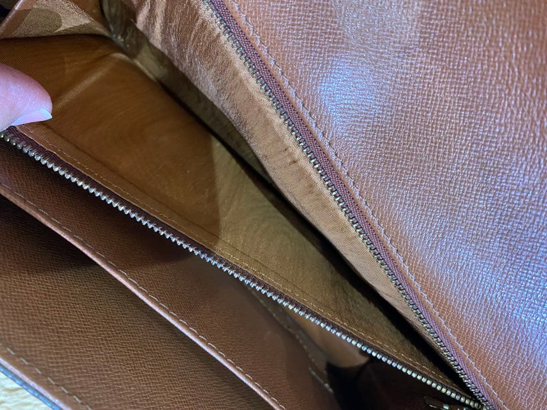 Louis Vuitton クラッチバッグ モノグラム　ルイ・ヴィトン