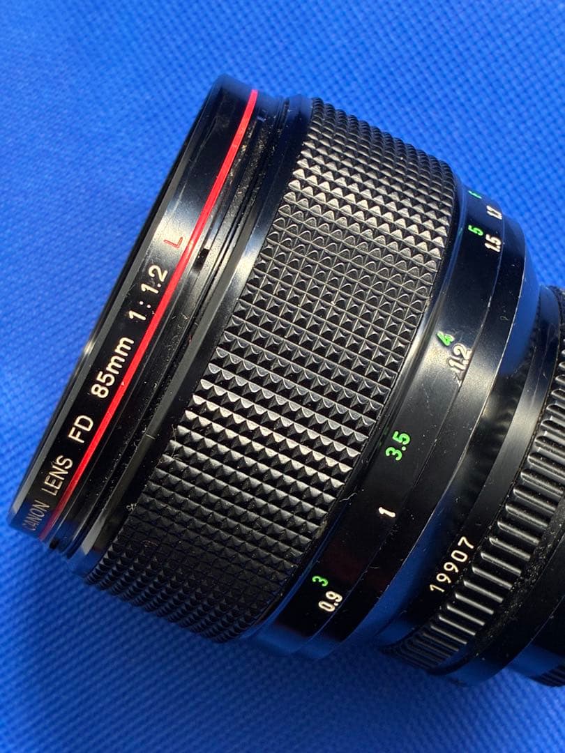Canon FD 85ミリ　f 1.2L