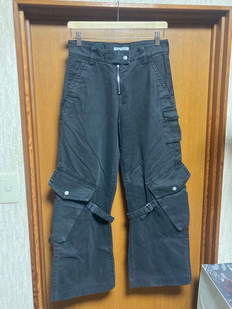 acne studios ベルトパンツ　カーゴパンツ