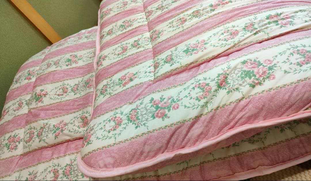 コーン　　シングル2枚　ピンク・ブルー