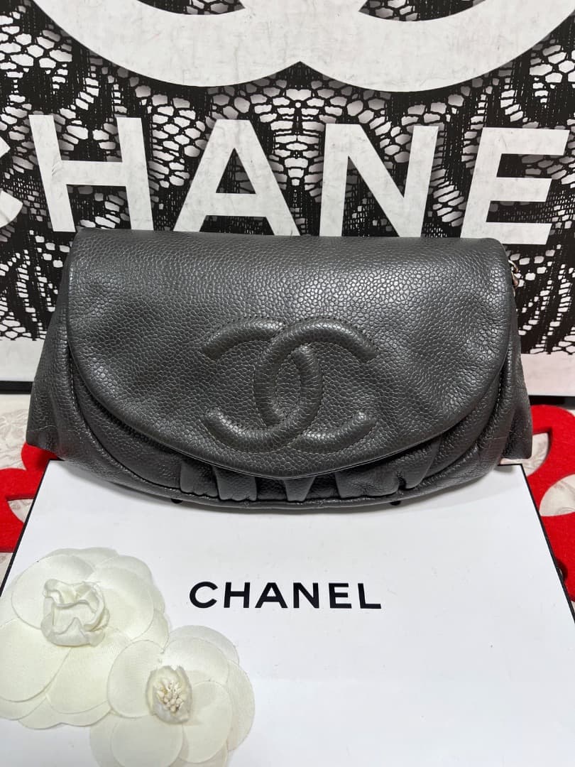 シャネル CHANEL チェーンウォレット ハーフムーン マトラッセ 152
