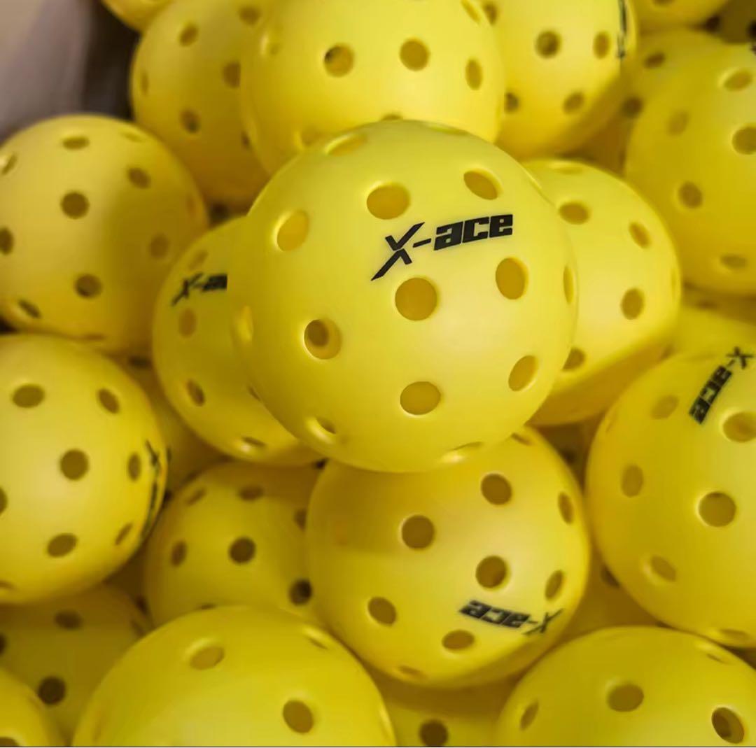 最終値下　新品未使用品　ピックルボール X-ACE 100個 屋内用　26穴