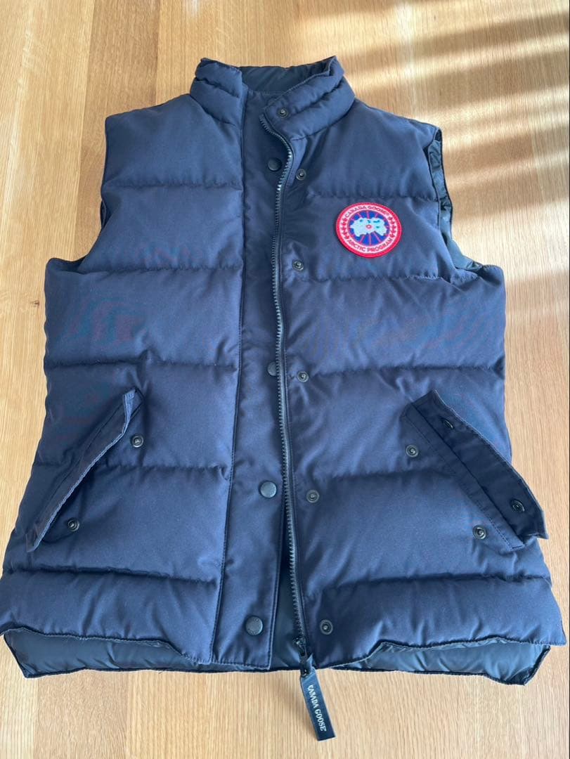 カナダグース　ダウンベスト　Sサイズ　ネイビー
