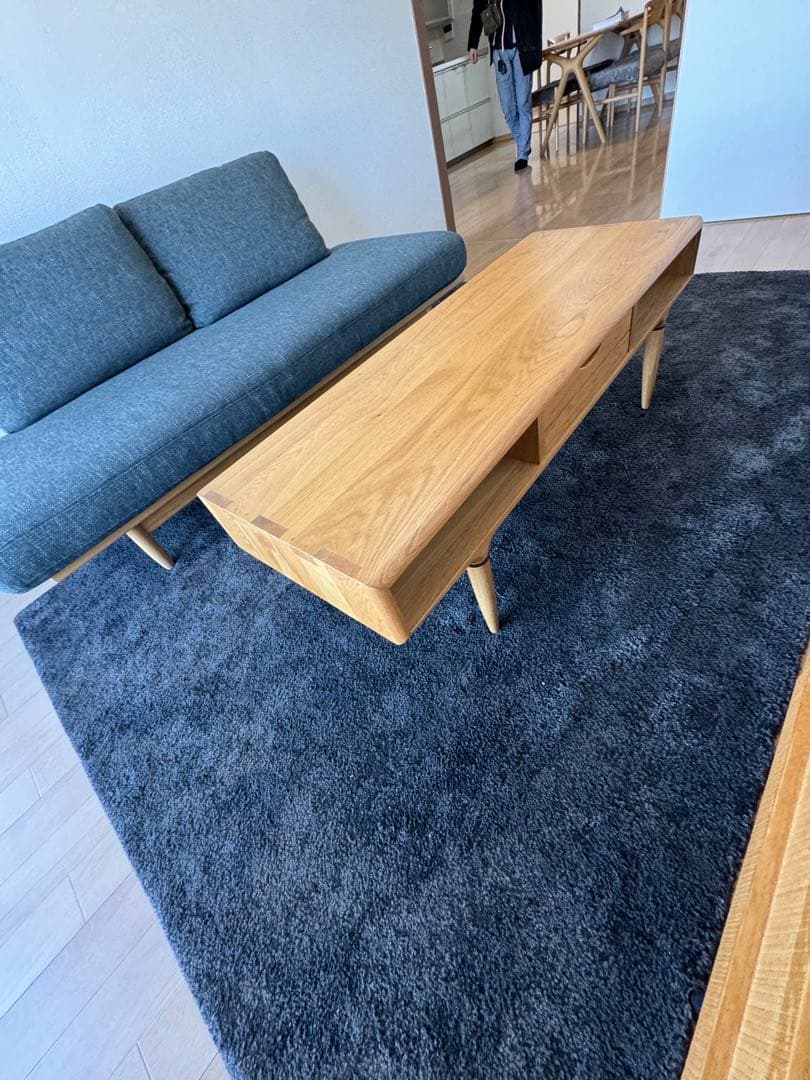 リビングテーブル