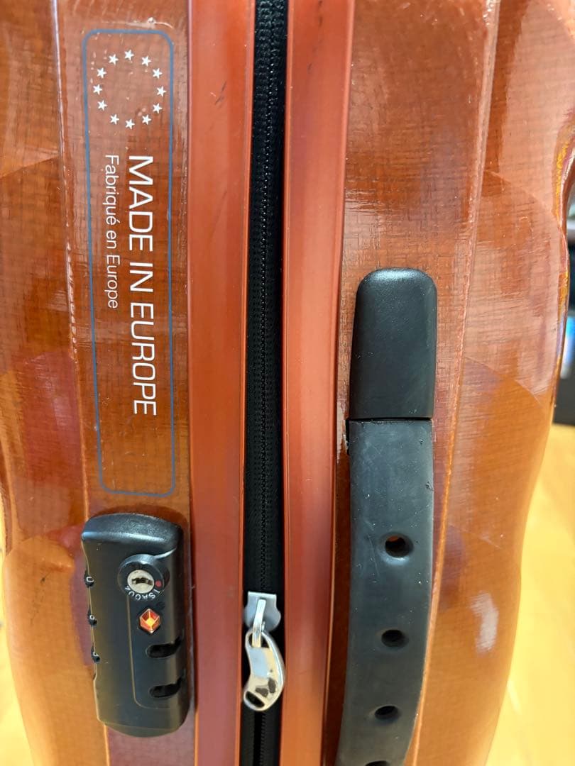 サムソナイト　機内持ち込み超軽量ポリカーボネート キャリーケース