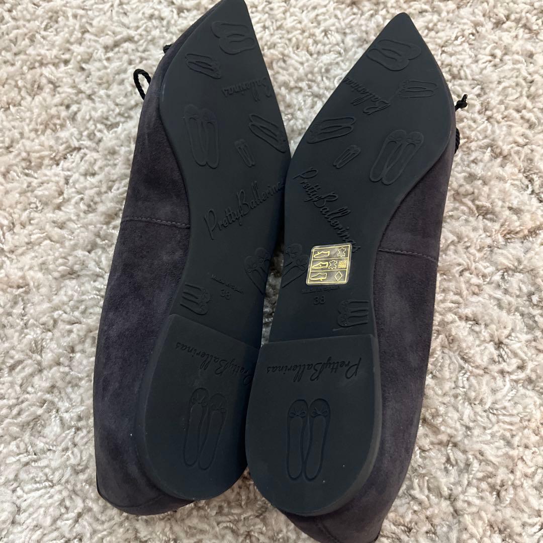 新品未使用スエードブラックフラットシューズ ポインテッドトゥ