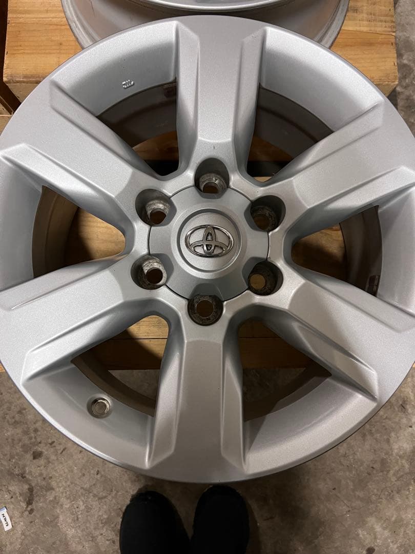 美品！150系ランクルプラド純正アルミホイール17インチ7.5J