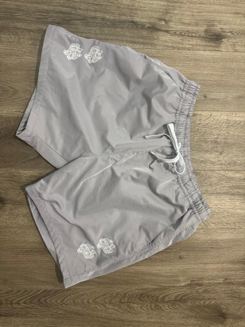 ダルクスポーツ　グレー　ショートパンツ S 限定980/1000