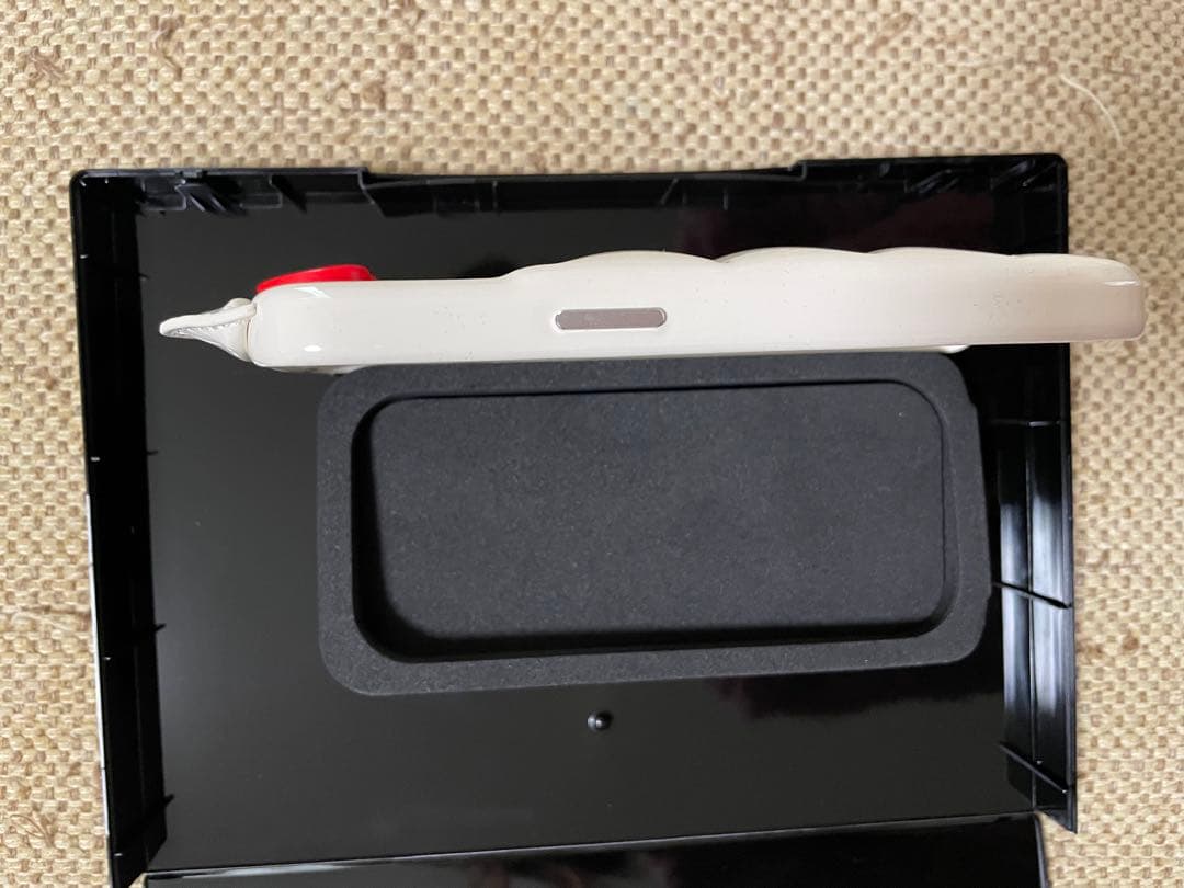 Urban Sophistication Kitty iPhoneケース