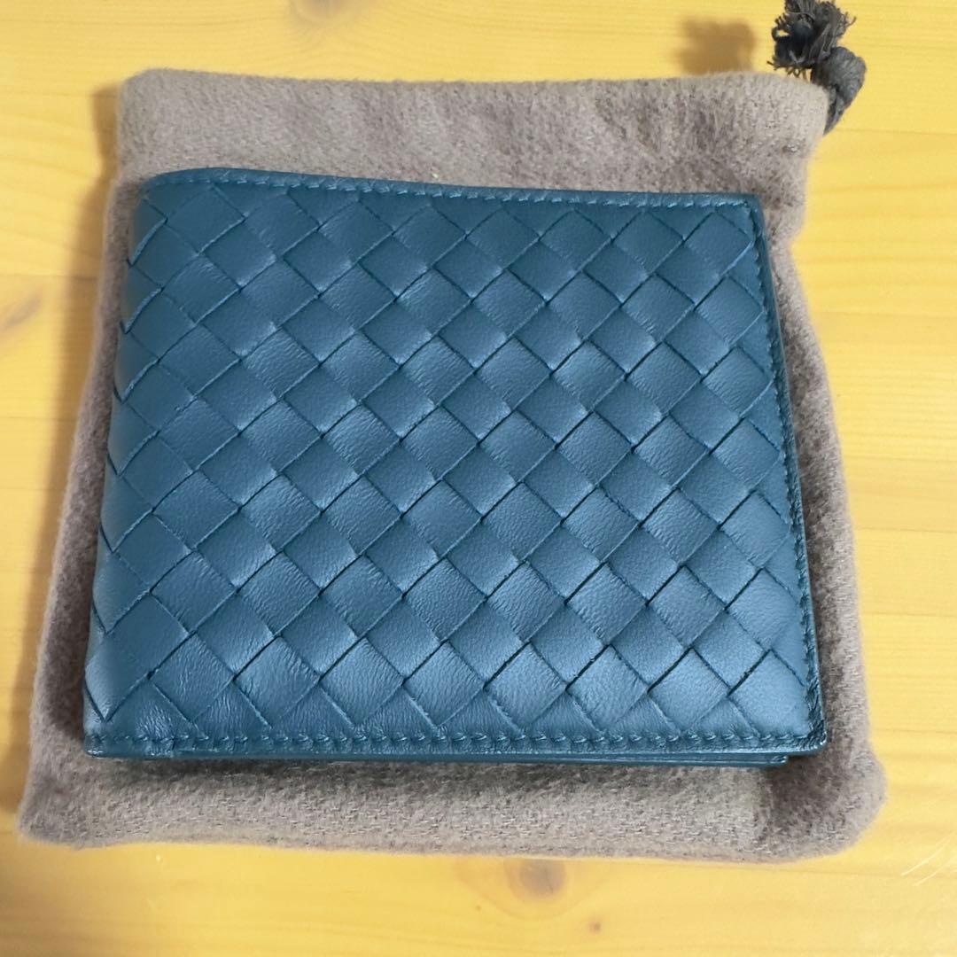 ボッテガヴェネタ　BOTTEGA VENETA ペトロルブルー