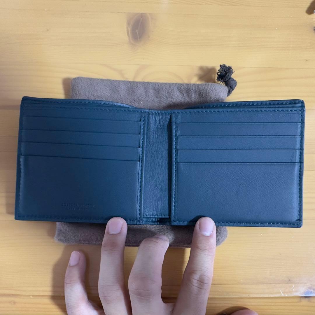 ボッテガヴェネタ　BOTTEGA VENETA ペトロルブルー