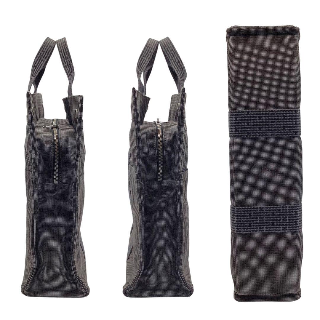 エルメス　新型エールラインMM トートバッグ　メンズ　レディース　男性　女性