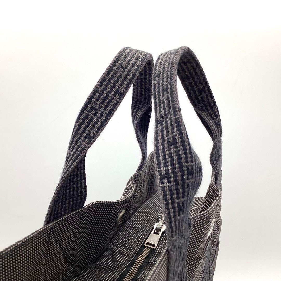 エルメス　新型エールラインMM トートバッグ　メンズ　レディース　男性　女性