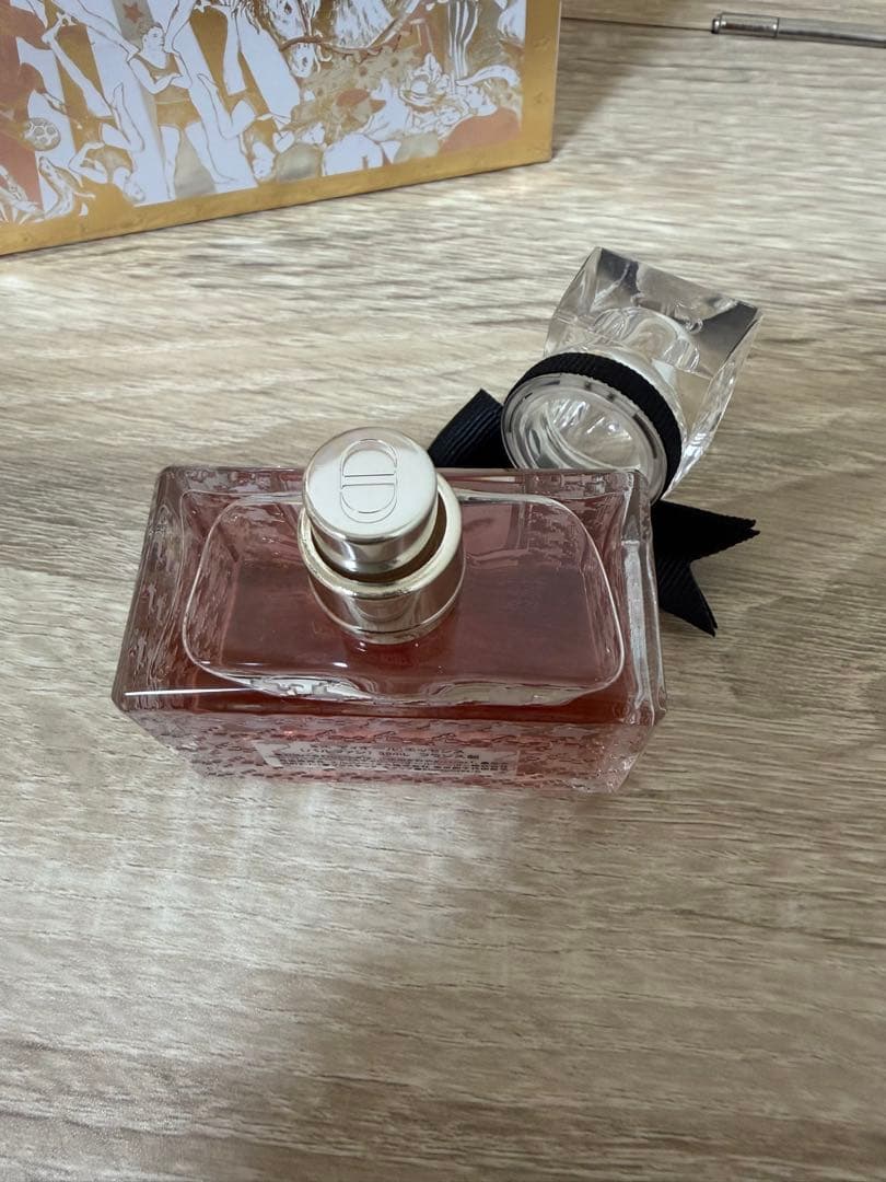 Miss Dior Essence 香水 エッセンス