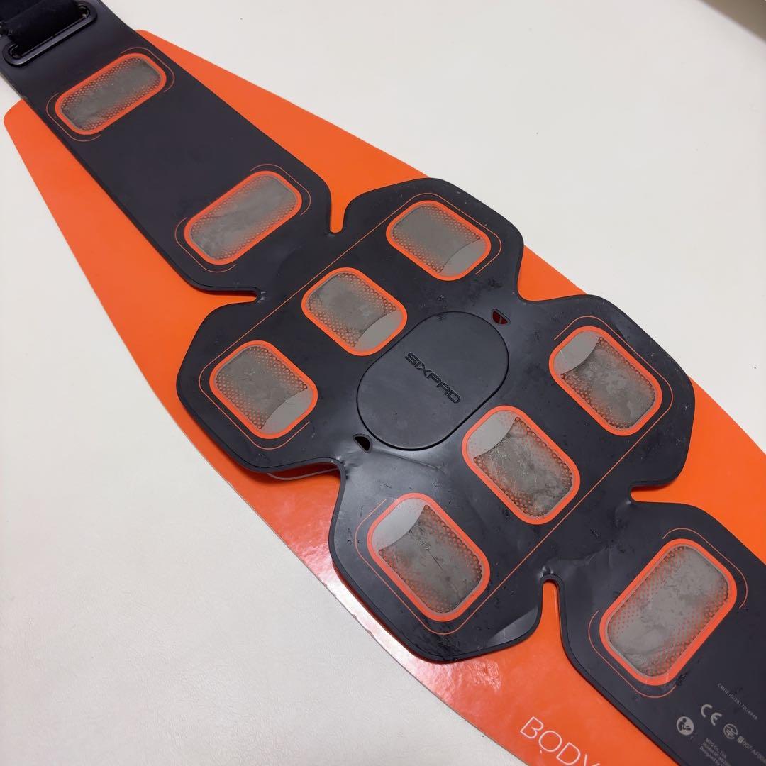 シックスパッド アブズベルト Abs Belt 腹筋 筋トレ トレーニング